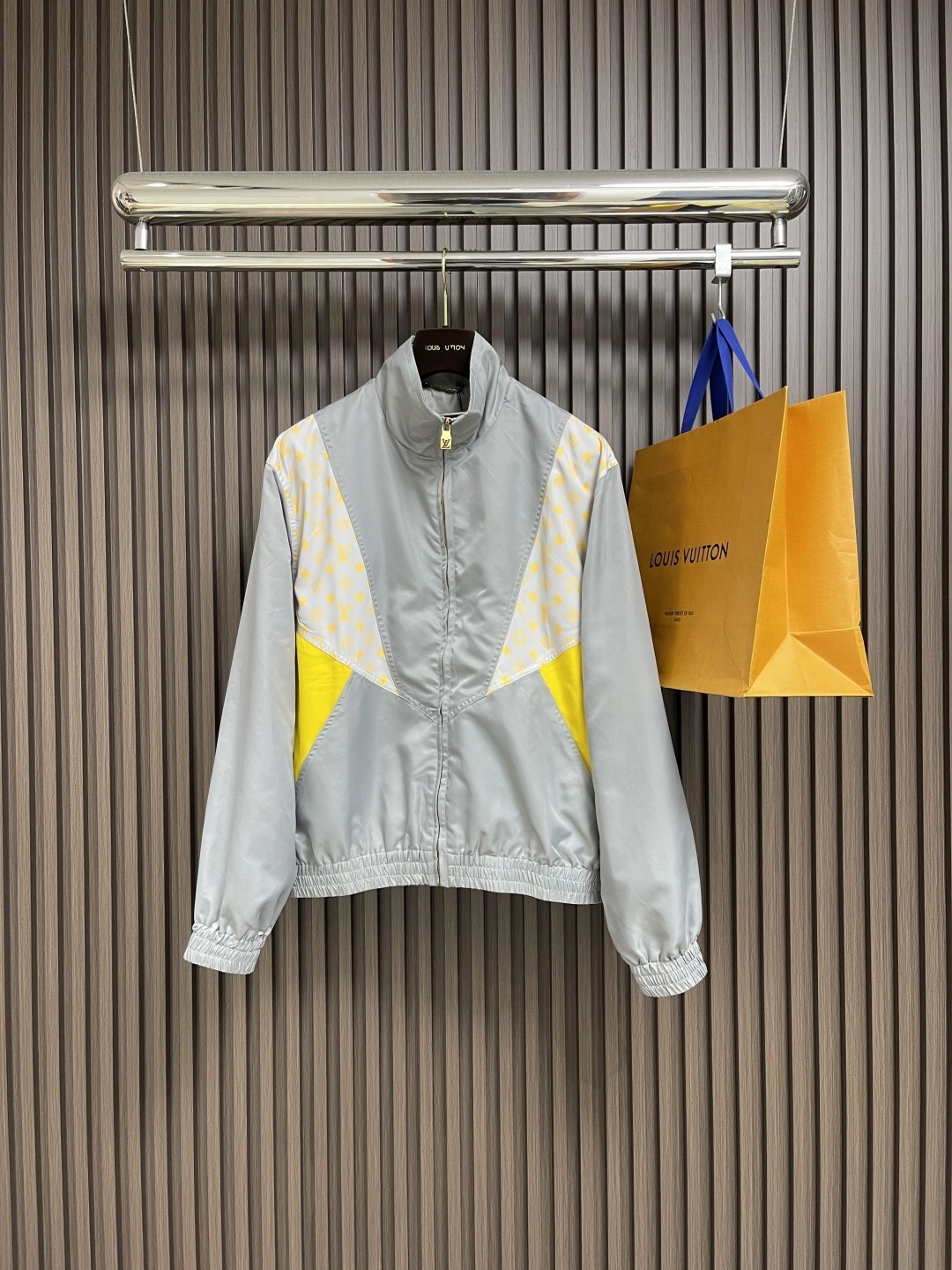 wg.luxury - 8V oversize item:E-F026H1230